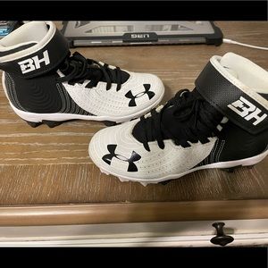 Bryce Harper 4 under armor baseball cleats 2Y